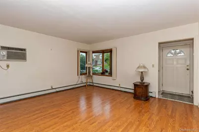 163 Bregman Avenue, New Hyde Park, NY 11040 - Photo 6