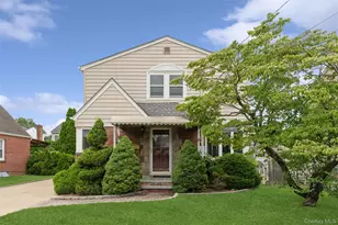 163 Bregman Ave, New Hyde Park, NY 11040 - Photo 2
