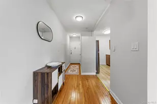 9 Bryant Crescent, White Plains, NY 10605 - Photo 4