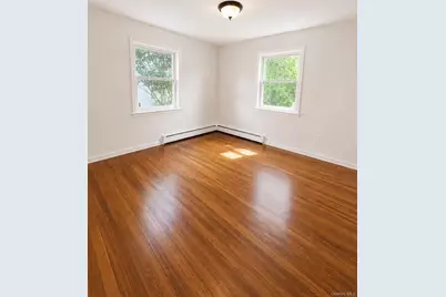 2 Arbor Place, Glen Cove, NY 11542 - Photo 8