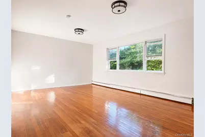 2 Arbor Place, Glen Cove, NY 11542 - Photo 2