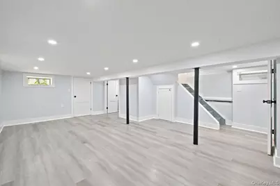 3426 209th Street, Bayside, NY 11361 - Photo 24