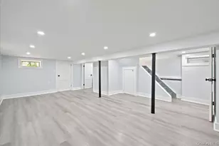 34-26 209th St, Bayside, NY 11361 - Photo 24