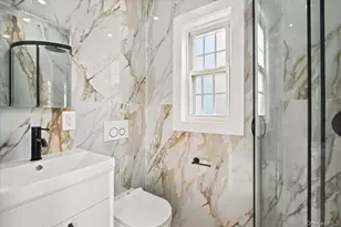 34-26 209th St, Bayside, NY 11361 - Photo 20