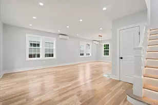 34-26 209th St, Bayside, NY 11361 - Photo 4