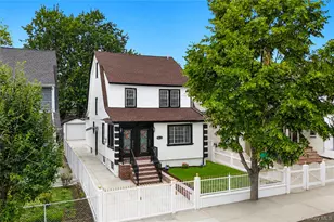 100-33 205th St, Hollis, NY 11423 - Photo 38