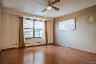 61-25 98th St, Rego Park, NY 11374 - Photo 6