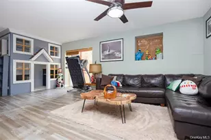 1680 Lake Ave, Merrick, NY 11566 - Photo 38