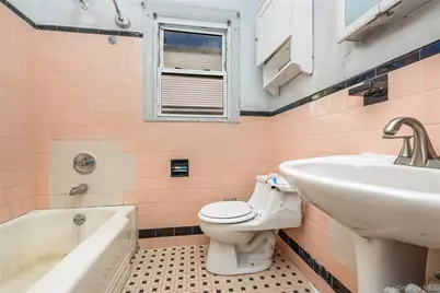 30 Viola Street, Valley Stream, NY 11580 - Photo 30