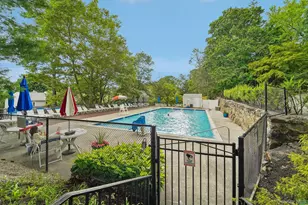 422 Carrollwood Dr, Tarrytown, NY 10591 - Photo 38