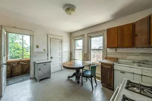 38 May St, Poughkeepsie, NY 12603 - Photo 38