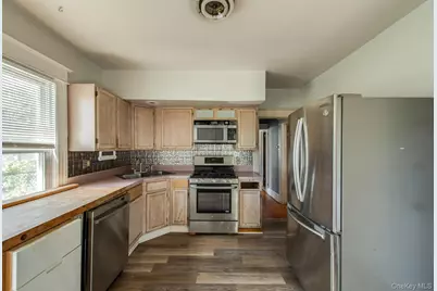 38 May Street, Poughkeepsie, NY 12603 - Photo 20