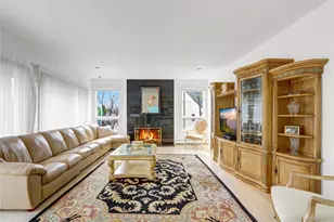 4 Verity Ln, Roslyn, NY 11576 - Photo 6