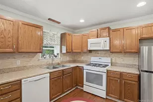 21 Overlook Ave, Beacon, NY 12508 - Photo 8