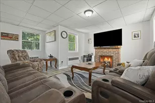 12 Thorne St, Ronkonkoma, NY 11779 - Photo 8