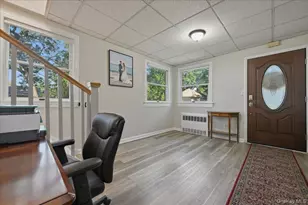 12 Thorne St, Ronkonkoma, NY 11779 - Photo 6
