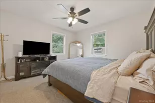 12 Thorne St, Ronkonkoma, NY 11779 - Photo 16