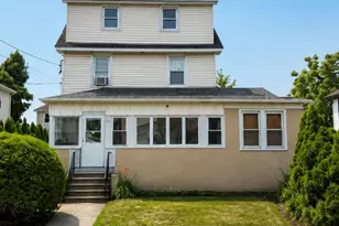29 Loretta St, Inwood, NY 11096 - Photo 1