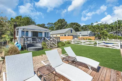 135 Noyack Avenue, Sag Harbor, NY 11963 - Photo 10