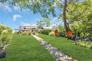 135 Noyack Ave, Sag Harbor, NY 11963 - Photo 2