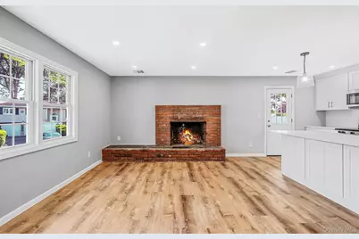 18 Joyce Drive, Riverhead, NY 11901 - Photo 10
