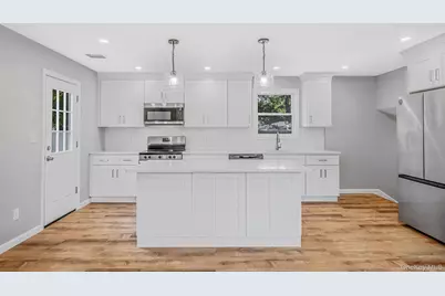 18 Joyce Drive, Riverhead, NY 11901 - Photo 12
