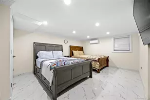 249 Glen Cove Rd, Old Westbury, NY 11568 - Photo 30