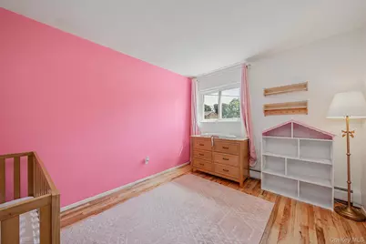 95 Walnut Street, Lake Grove, NY 11755 - Photo 12