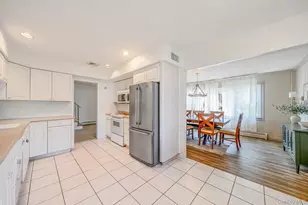 95 Walnut St, Lake Grove, NY 11755 - Photo 6
