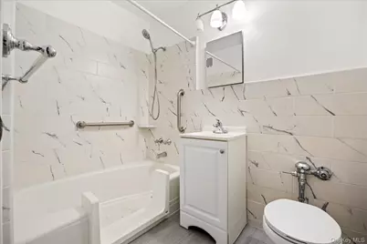 88-08 151st Avenue #4G, Howard Beach, NY 11414 - Photo 16