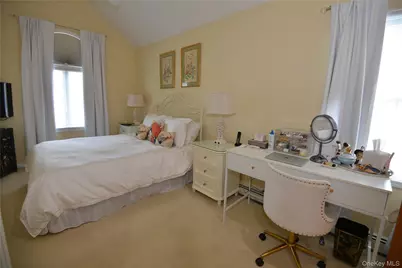 2698 Rosebud Avenue, Merrick, NY 11566 - Photo 24