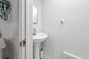 1-05 Park Ln, Douglaston, NY 11363 - Photo 34