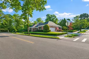 1-05 Park Ln, Douglaston, NY 11363 - Photo 4