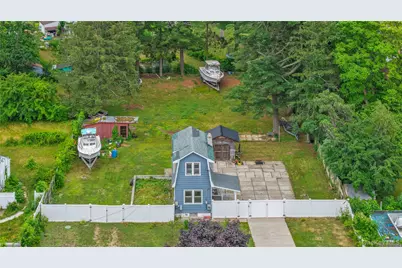 15 Saint Johns Place, West Babylon, NY 11704 - Photo 16