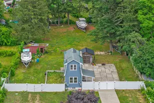 15 St Johns Pl, West Babylon, NY 11704 - Photo 16