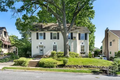 12 Carolina Road, Douglaston, NY 11362 - Photo 2