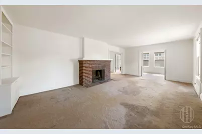 12 Carolina Road, Douglaston, NY 11362 - Photo 6