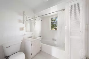 12 Carolina Rd, Douglaston, NY 11362 - Photo 18