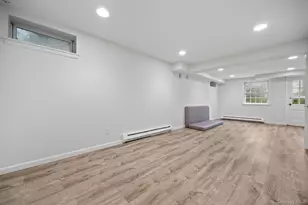 98 Brookby Rd, Scarsdale, NY 10583 - Photo 30