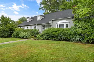 98 Brookby Rd, Scarsdale, NY 10583 - Photo 2