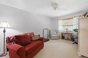 129 Farm House Ct, Manorville, NY 11949 - Photo 28