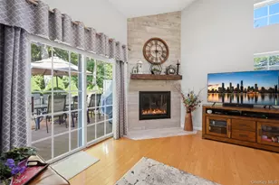 129 Farm House Ct, Manorville, NY 11949 - Photo 16