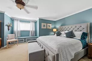 129 Farm House Ct, Manorville, NY 11949 - Photo 22