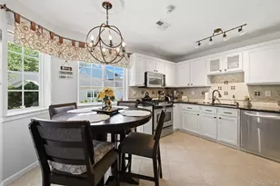 129 Farm House Ct, Manorville, NY 11949 - Photo 6