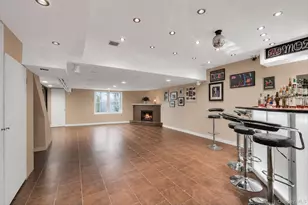 90-16 68th Ave, Forest Hills, NY 11375 - Photo 18