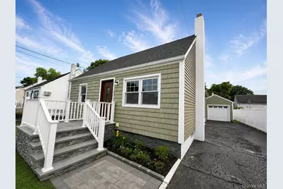 541 N Indiana Avenue, Lindenhurst, NY 11757 - Photo 4