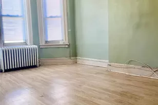 85-49 80th St, Woodhaven, NY 11421 - Photo 2