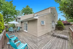 11 Ann Ct, North Babylon, NY 11703 - Photo 28