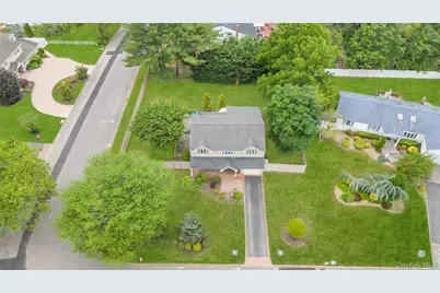 11 Ann Court, North Babylon, NY 11703 - Photo 30