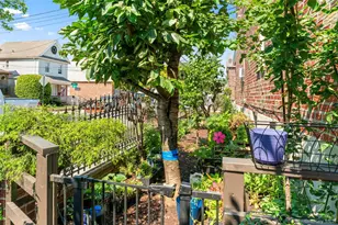 59-02 70th St, Maspeth, NY 11378 - Photo 34